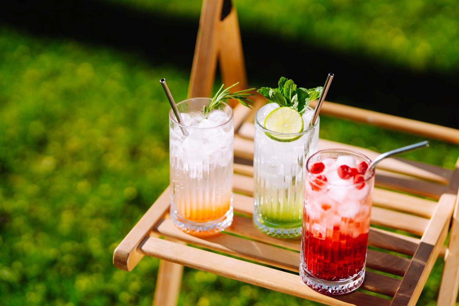 Najlepsze drinki bezalkoholowe na lato - 6 przepisów
